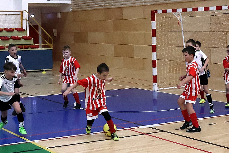 260307 - ZL U9 Rychnov Odbory KOVO KV - hala Rychnov - ©PR - 132 null