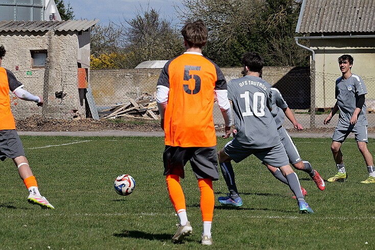 4_img014 MOS U17 OFS Trutnov - OFS Hradec Kralove 20260408 foto Vaclav Mlejnek null