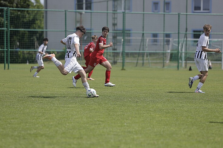 26-05-31 054 null
