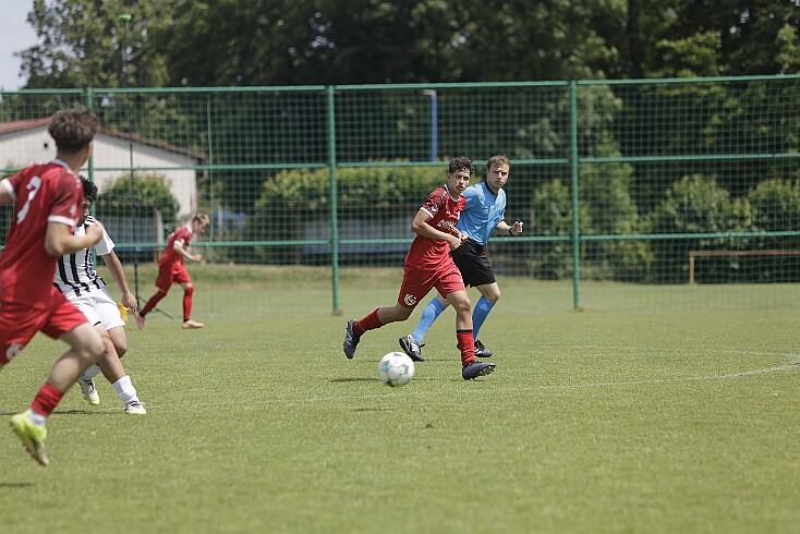 26-05-31 072 null