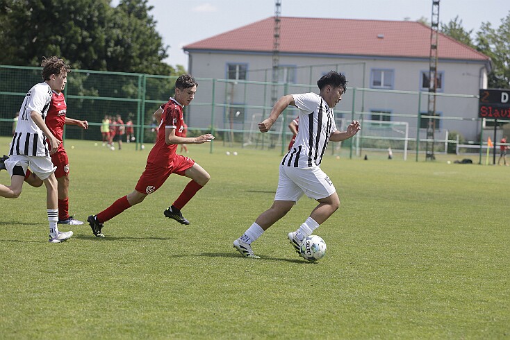 26-05-31 082 null
