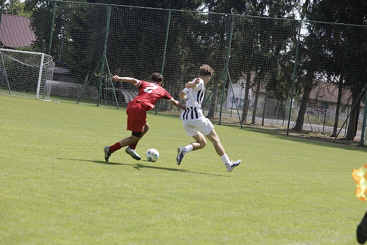 26-05-31 093 null