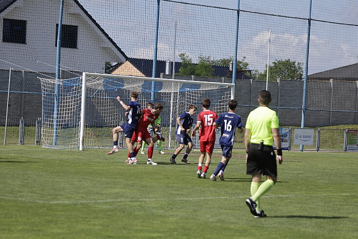 26-06-07 049 null