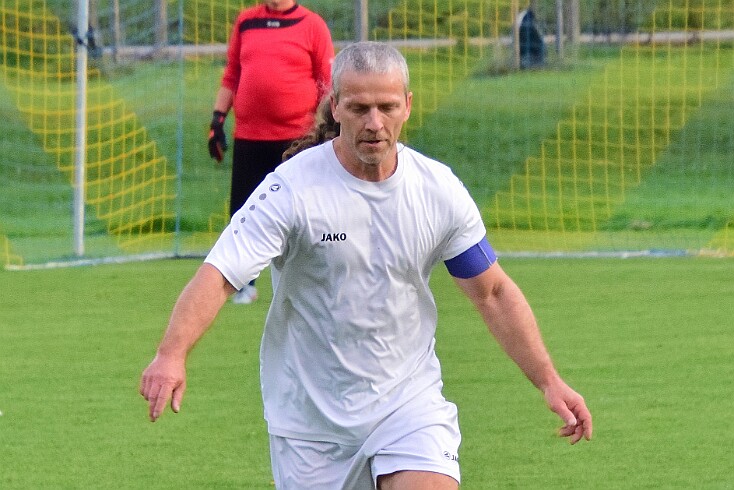 261017 - Vambek B - K.Lhota B - 10. liga OFS RK - ©PR - 052 null