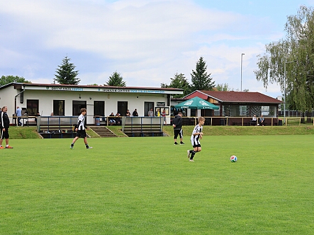 260613 - Fotbalový stadion Hlušice - RMSK Cidlina