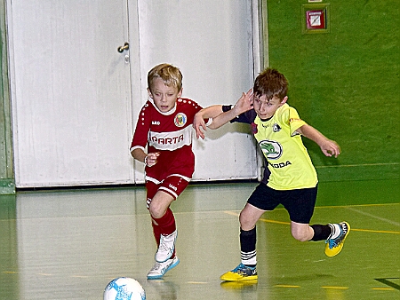 250104 - Jaroměř halový turnaj FOTTUR r.2017 - ©PR